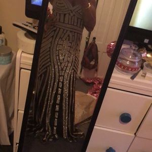 Glitterati gl1220 dress black and gold